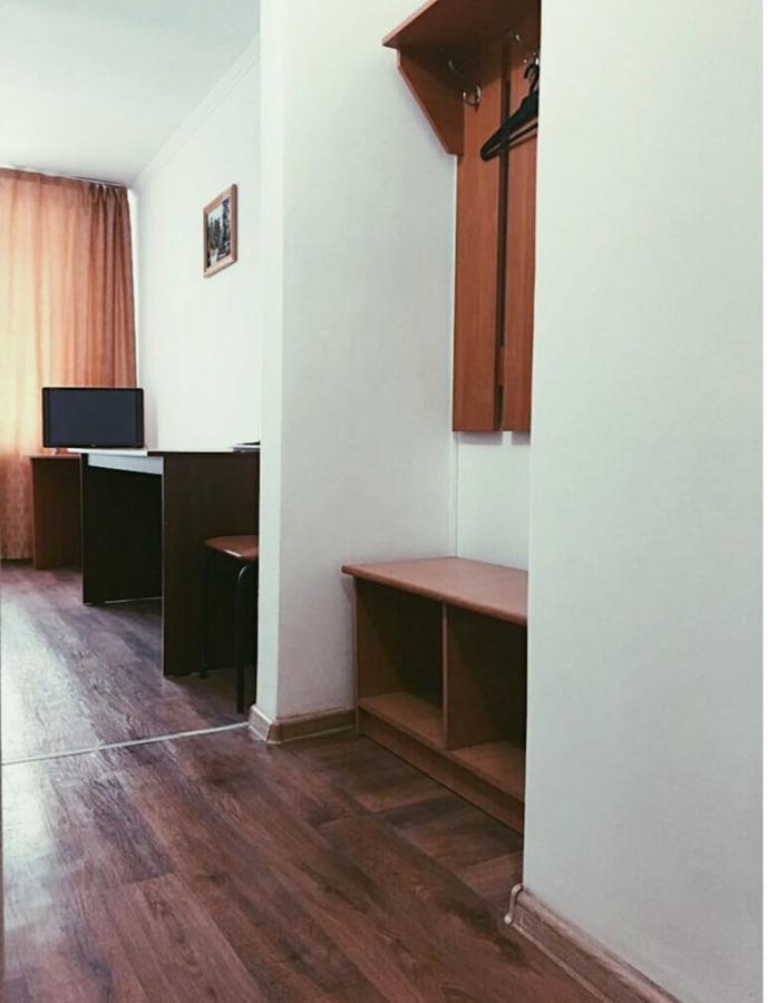 Hôtel Turist à Karagandy Extérieur photo